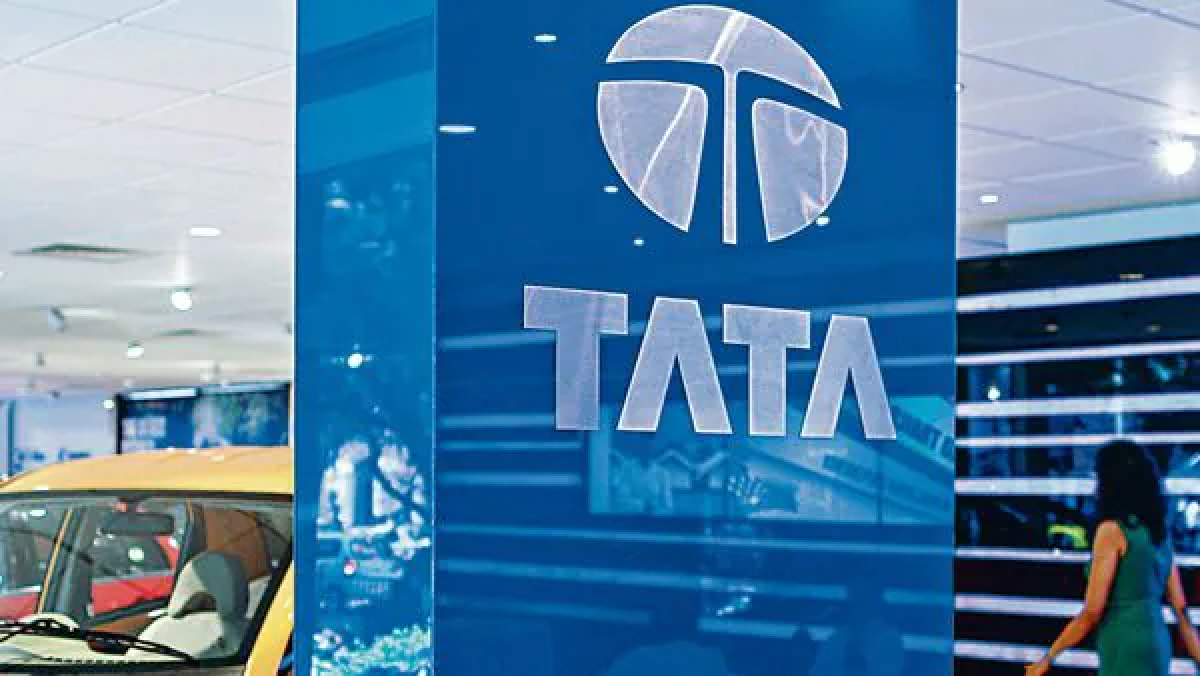 Tata Motors share price declines 8% post Q3 results. Should you Buy, sell or hold the stock