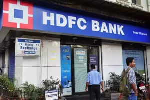 HDFC Bank share price up by 1%, expert recommendations for buy, sell, or hold.